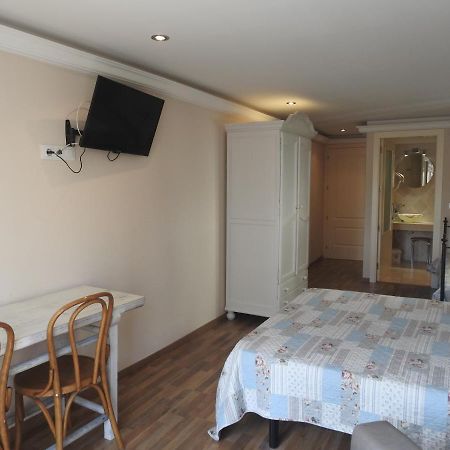 Pensio Rosa Dels Vents Hotel El Perello  Ngoại thất bức ảnh