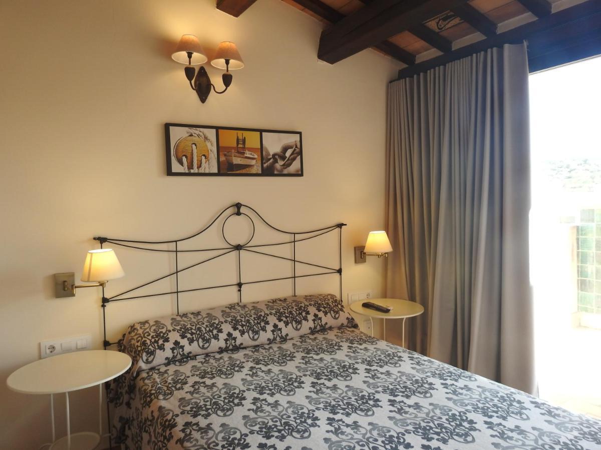 Pensio Rosa Dels Vents Hotel El Perello  Ngoại thất bức ảnh